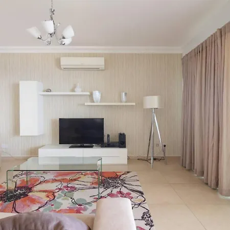 Апартаменты Cambridge By Homely *