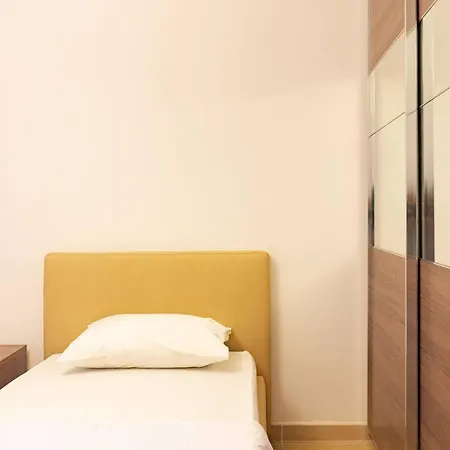 Cambridge By Homely Апартаменты Слима