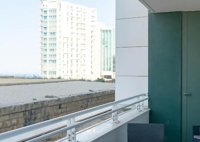 Cambridge By Homely *