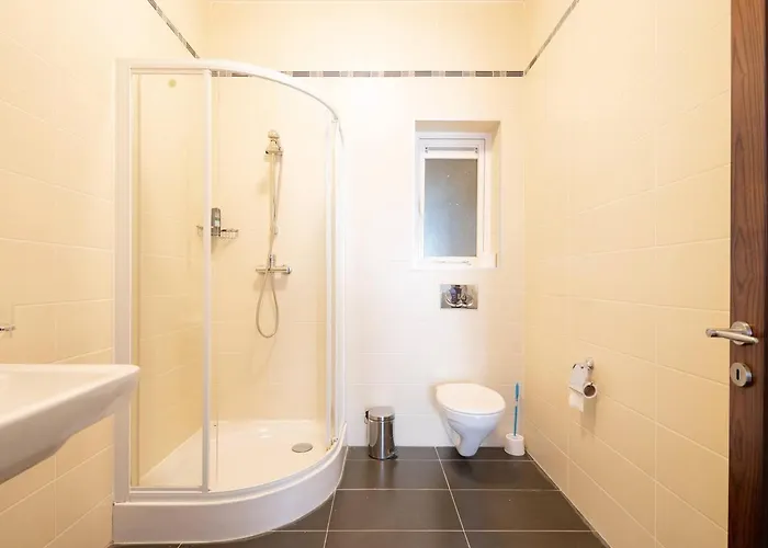 Appartamento Cambridge By Homely Sliema