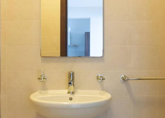 Appartamento Cambridge By Homely Sliema