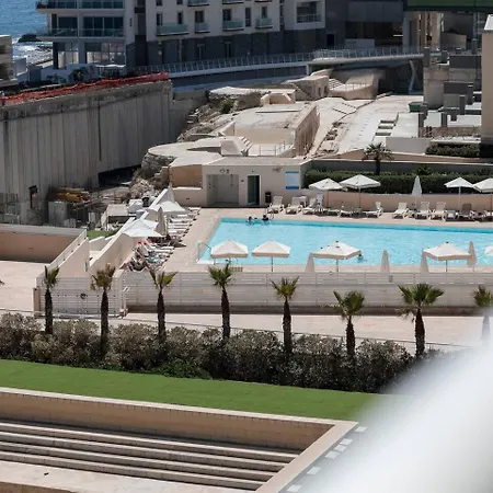Cambridge By Homely * Sliema