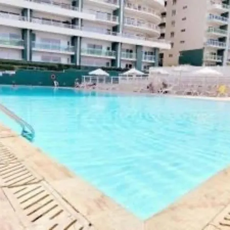 Cambridge By Homely Apartament *