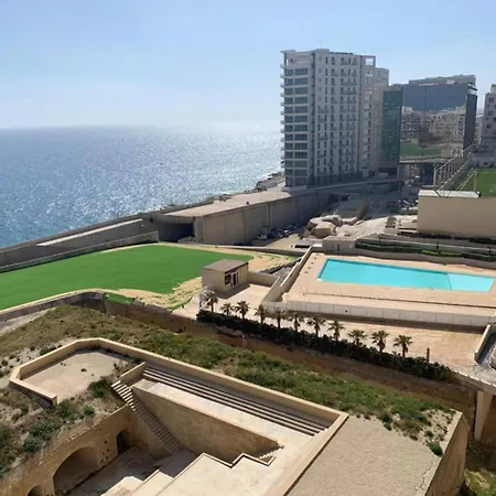 Cambridge By Homely Sliema