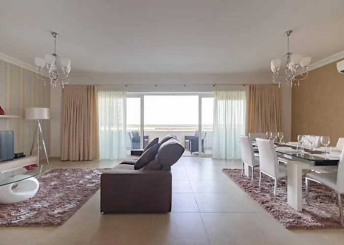 Cambridge By Homely Appartement *