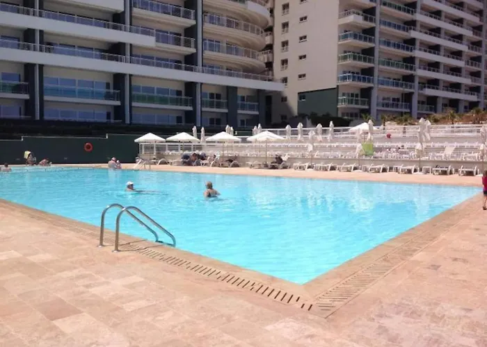 Cambridge By Homely Apartman Sliema