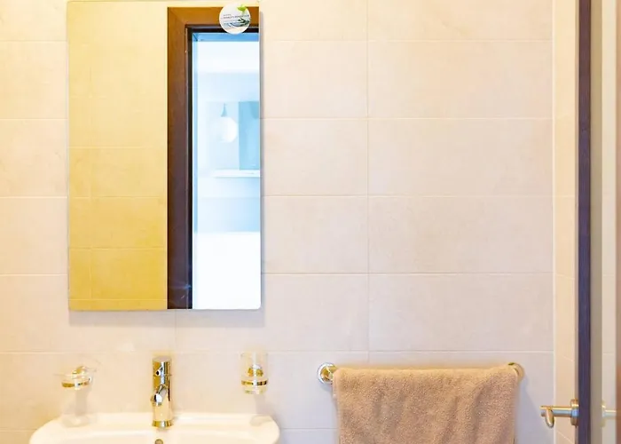 Cambridge By Homely Apartment Sliema