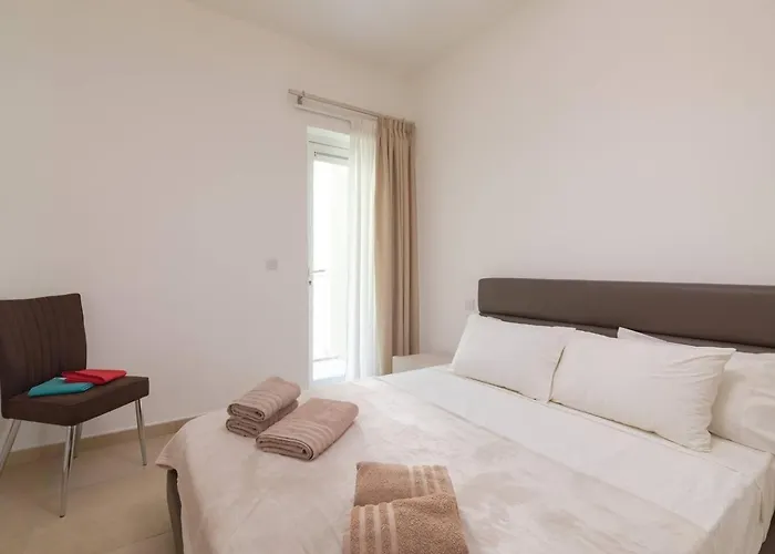 Cambridge By Homely Apartment Sliema
