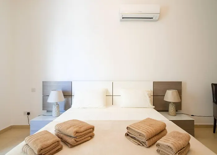 Cambridge By Homely *