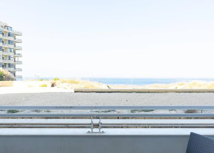 Cambridge By Homely Sliema