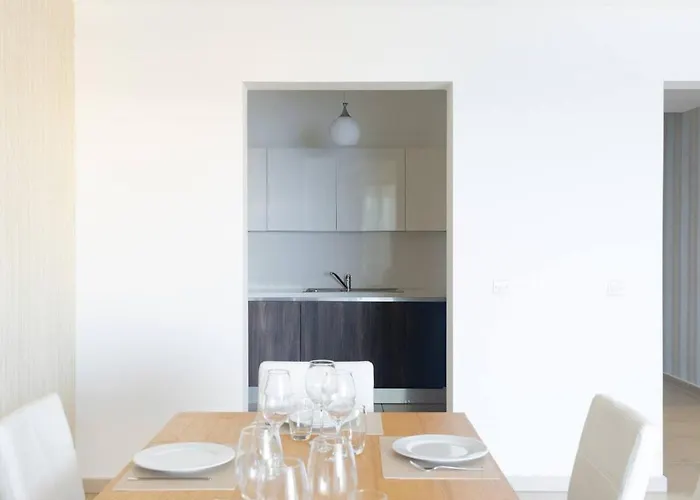 Cambridge By Homely Appartement *