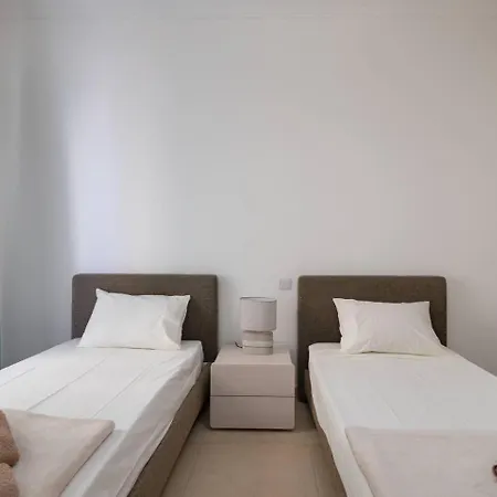 Apartment Cambridge By Homely *